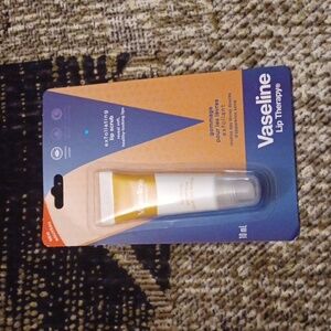 $4 Add-on New Vaseline Exfoliating Lip Scrub - Lip Therapy